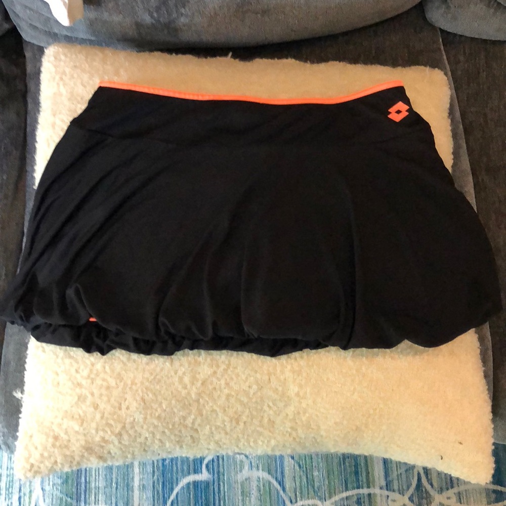 Lotto black tennis skirt